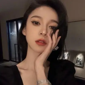 骚逼被无情中出
